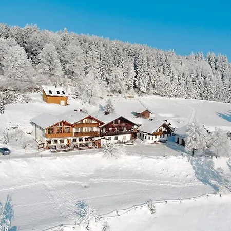 Penzion Berggasthof-pension Seminar- Und Tagungshaus Menauer Grandsberg